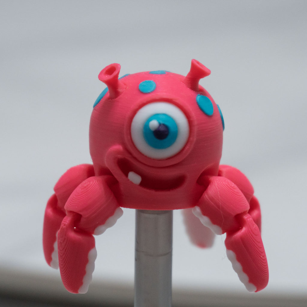 Cyclops Crawler (Flexi Squid) | Spinning Alien Fidget Toy