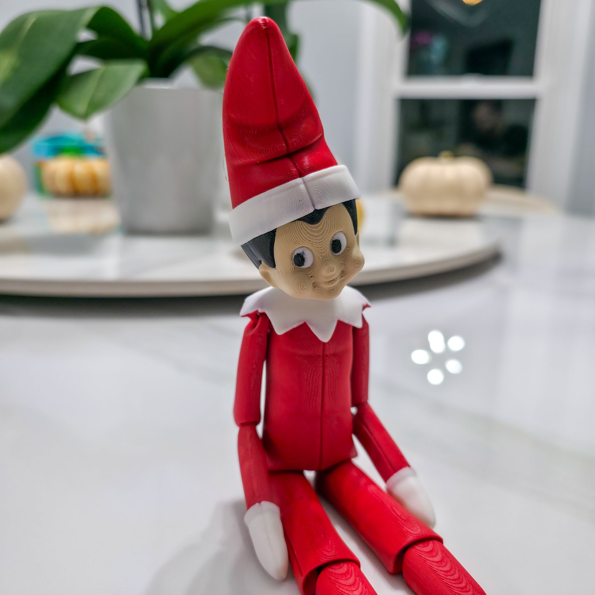 Flexi Elf | Articulated Holiday Elf Figure | 3D Printed Christmas Decoration | Standard & XL Sizes