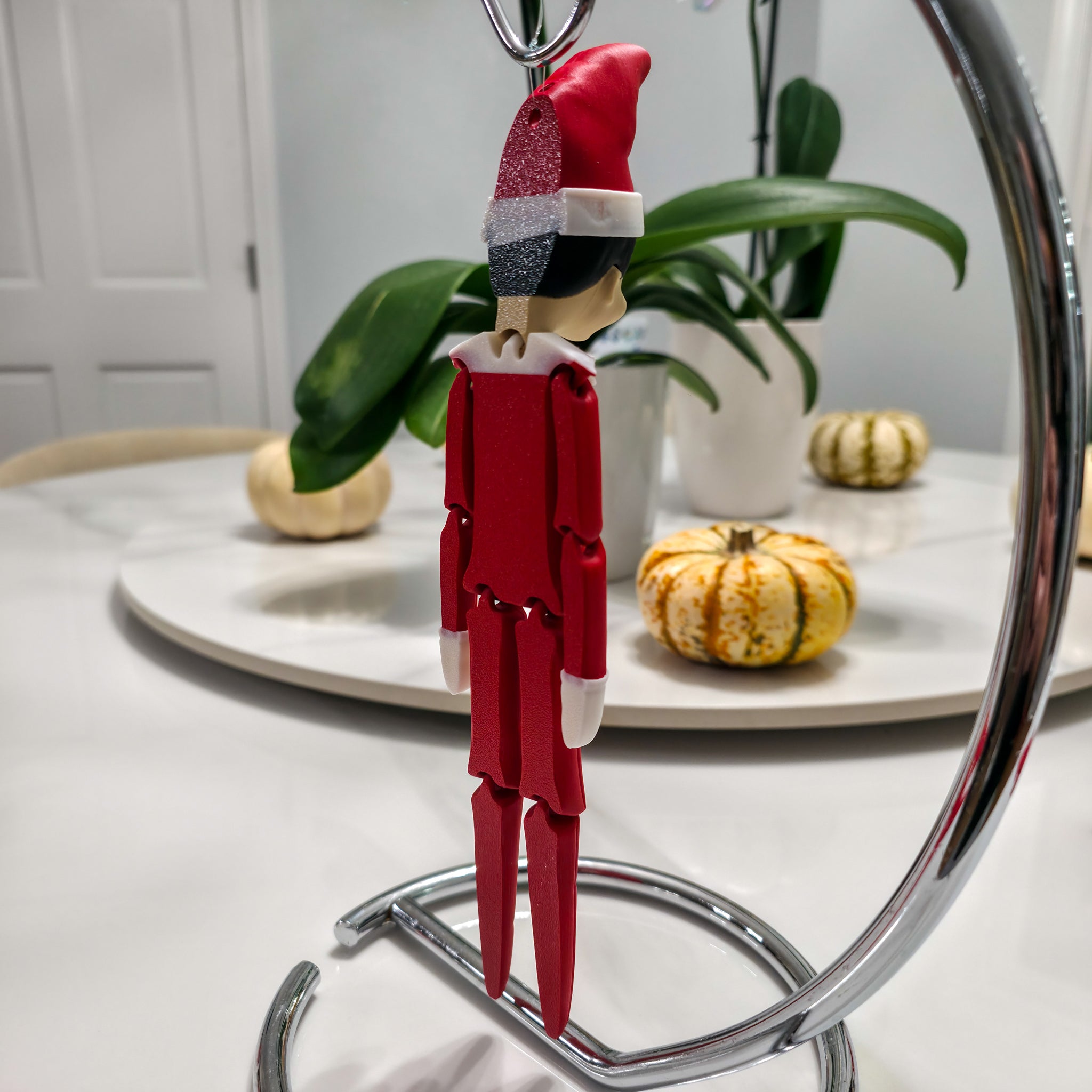 Flexi Elf | Articulated Holiday Elf Figure | 3D Printed Christmas Decoration | Standard & XL Sizes