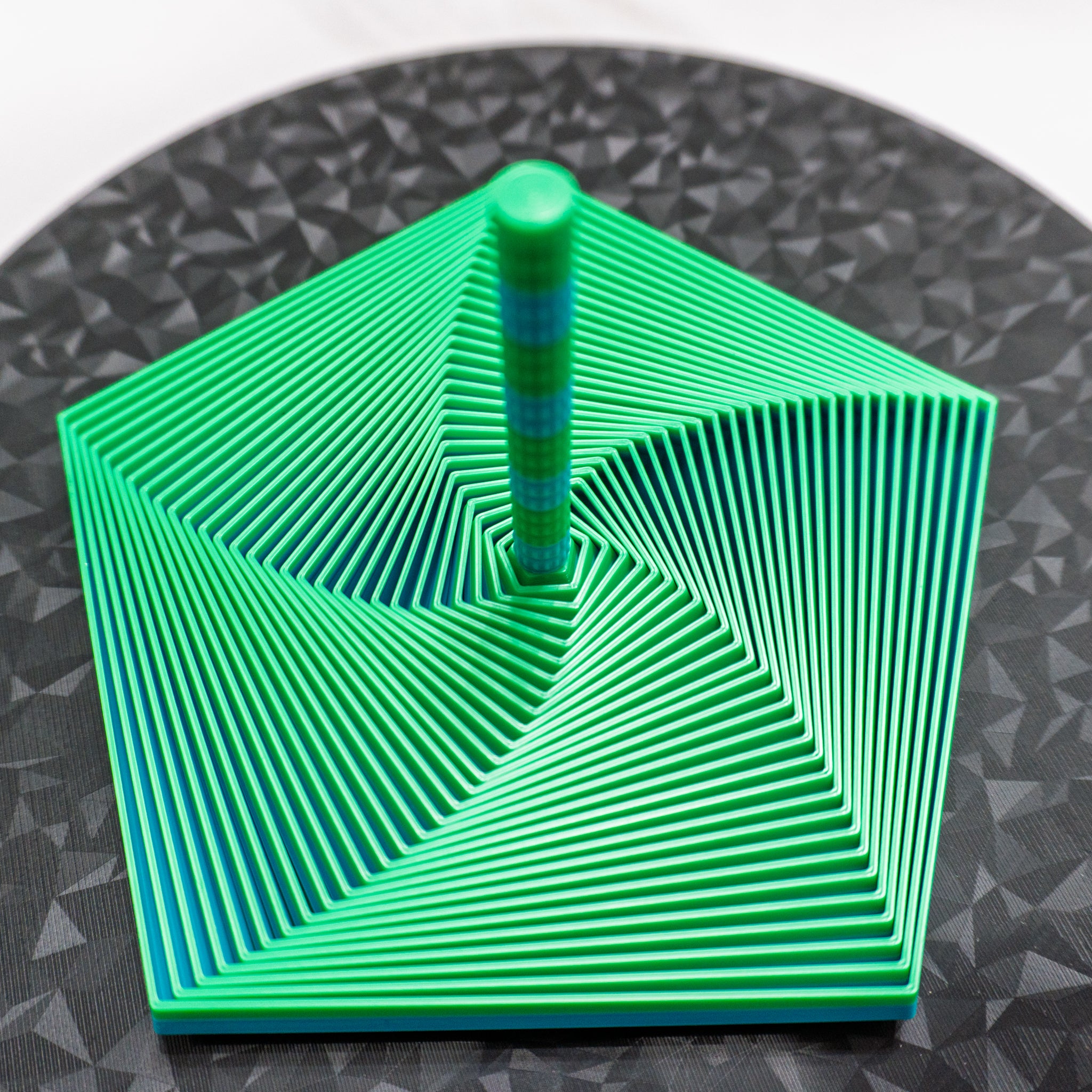 Expandable Fidget Pentagon Wand | Geometric Motion Desk Toy