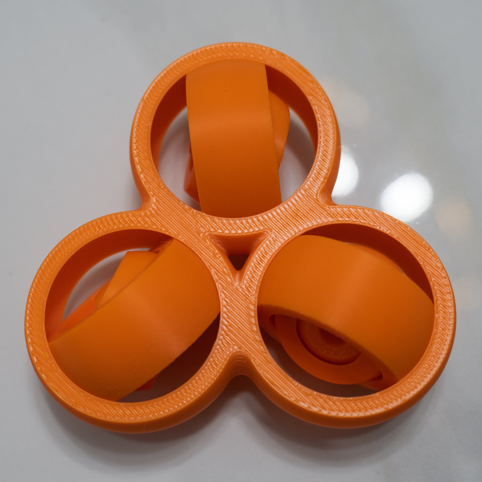 Triple Orbit Spinner | Bearing-Free Fidget Spinner Keychain