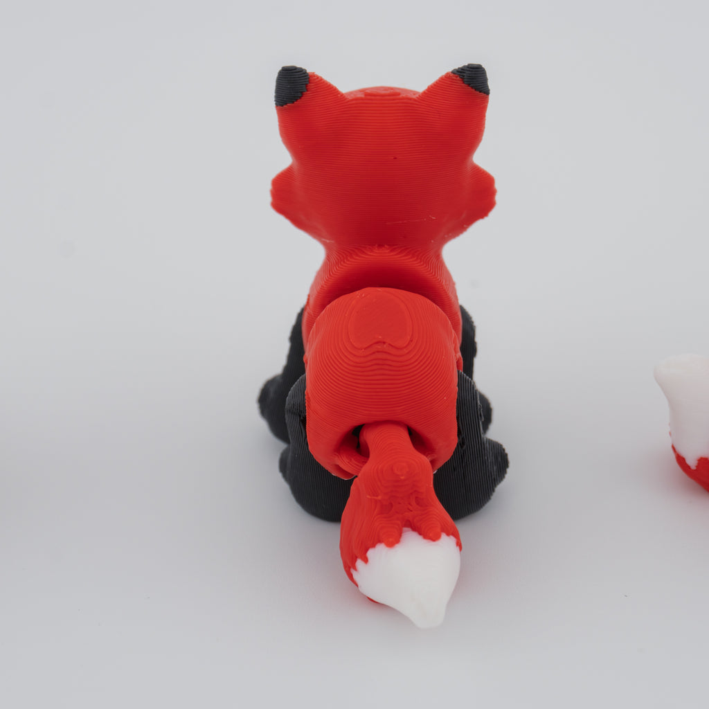 Articulated Fox Hatchling Figure – Cute 3D Printed Desk Pet – 2 Inch