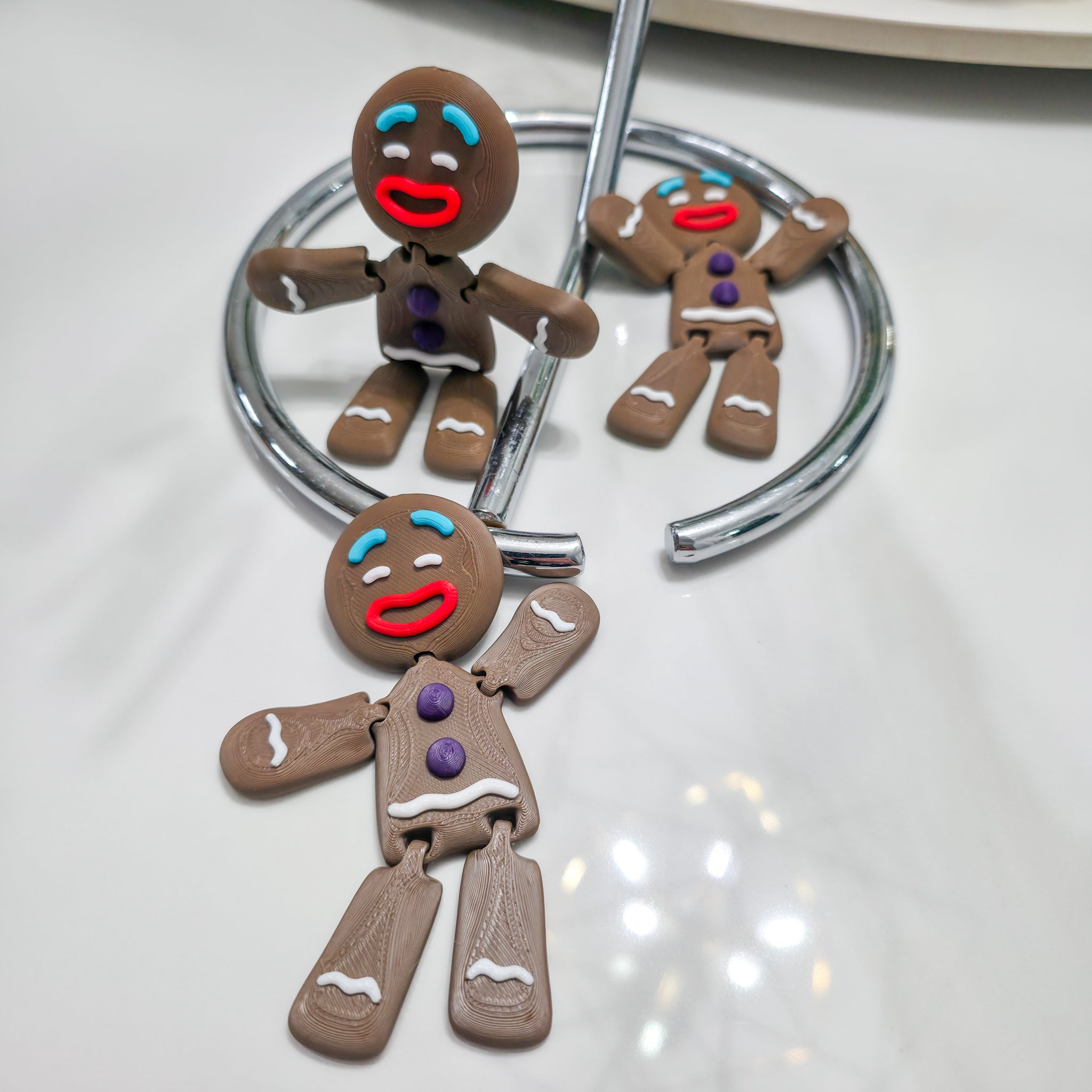 Flexi Gingerbread Man | 5-Color Articulated Cookie Figure | 3D Printed Christmas Collectible