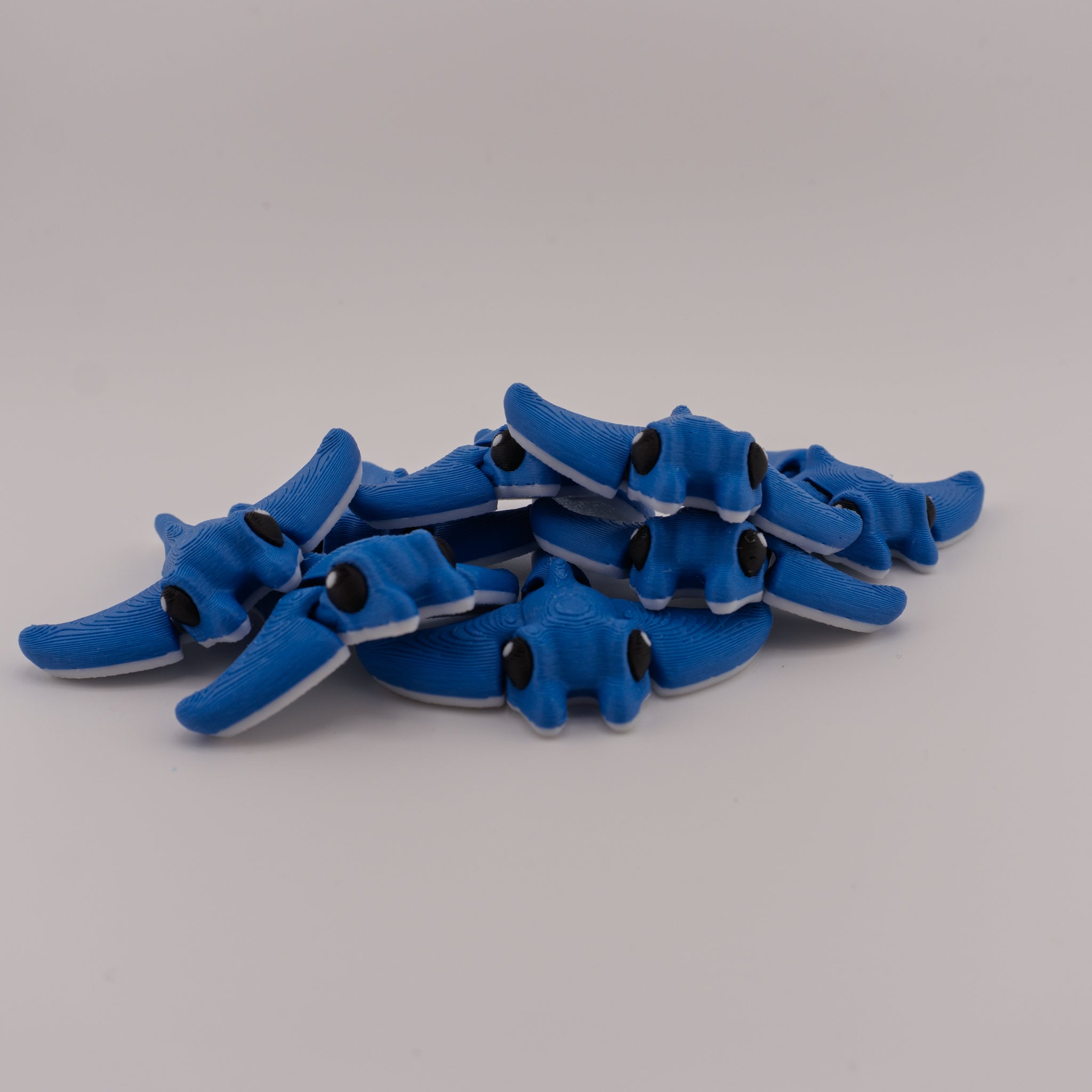 Hatchling Manta – Articulated Mini Sea Creature | About 2" Wide