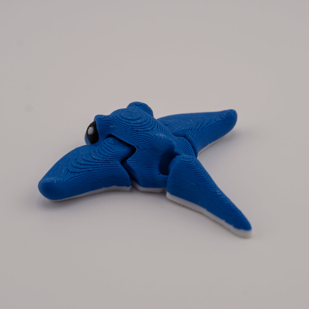 Hatchling Manta – Articulated Mini Sea Creature | About 2" Wide