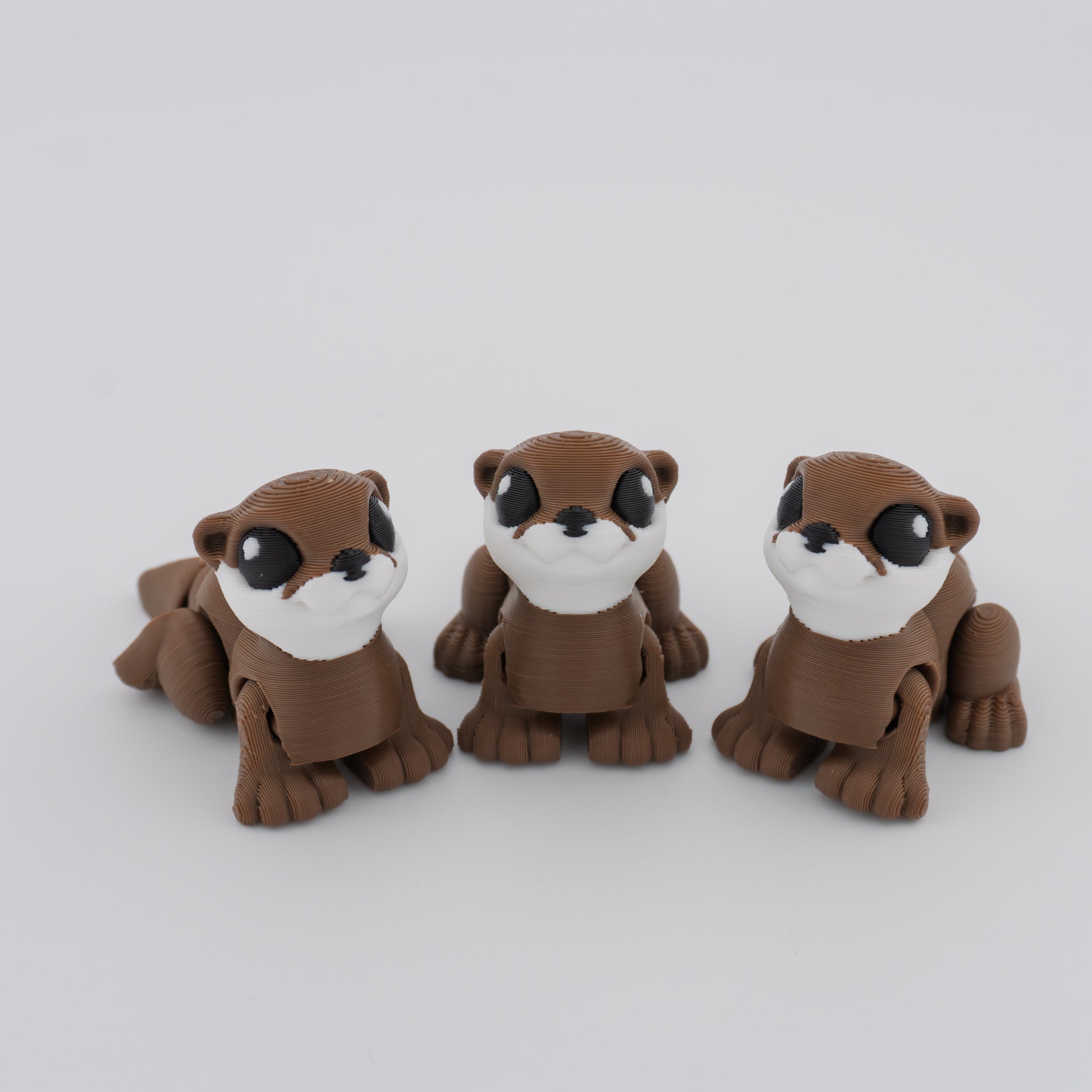 Articulated Otter Hatchling Figure – Cute 3D Printed Desk Pet – 2.1 Inch