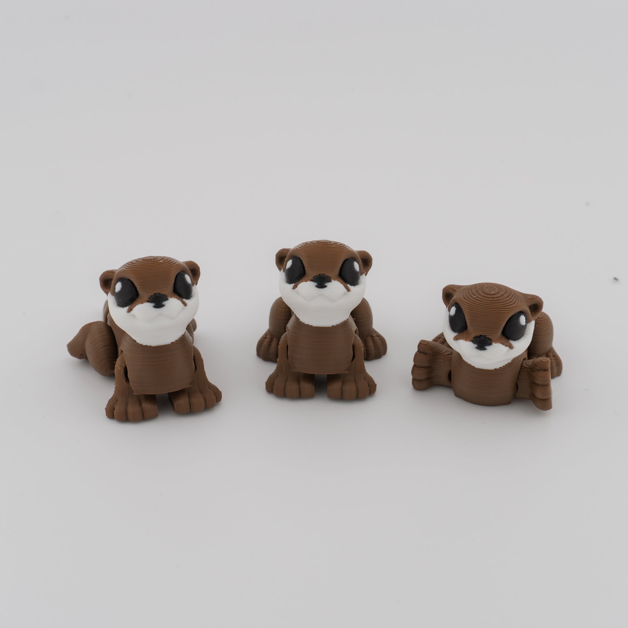 Articulated Otter Hatchling Figure – Cute 3D Printed Desk Pet – 2.1 Inch