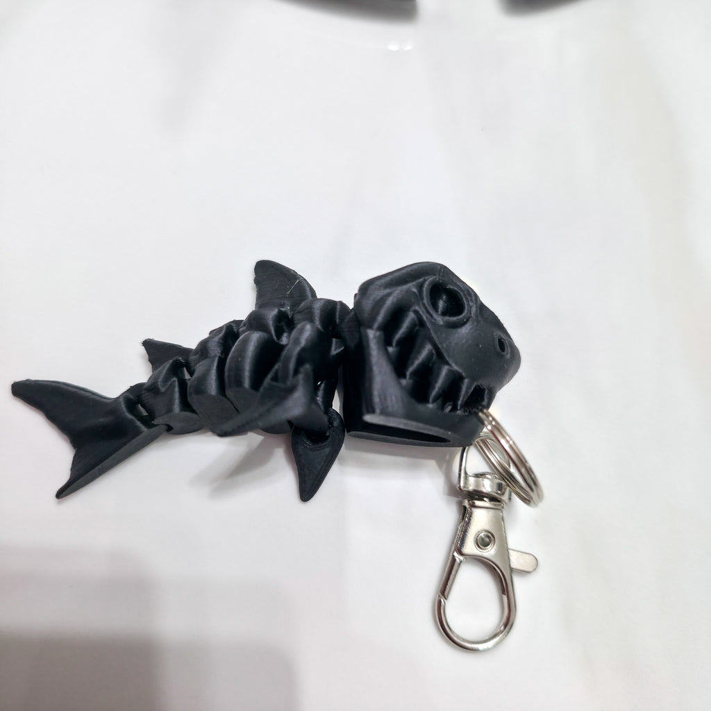 Articulated Skeleton Shark Keychain – 3.3 Inch Flexible Fidget Accessory