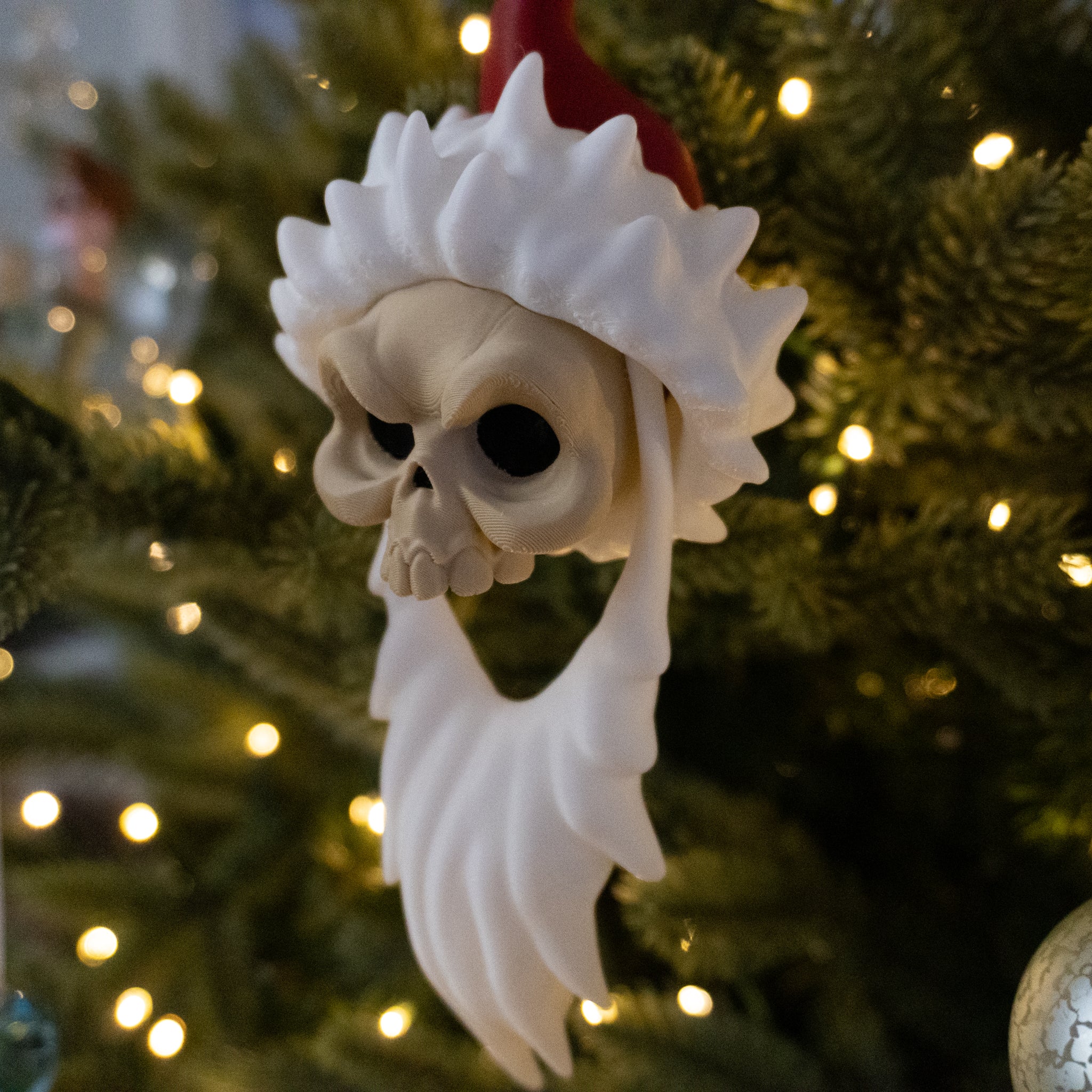 Skull Santa Ornament – Gothic Christmas Skull Decoration | 3D Printed Holiday Decor