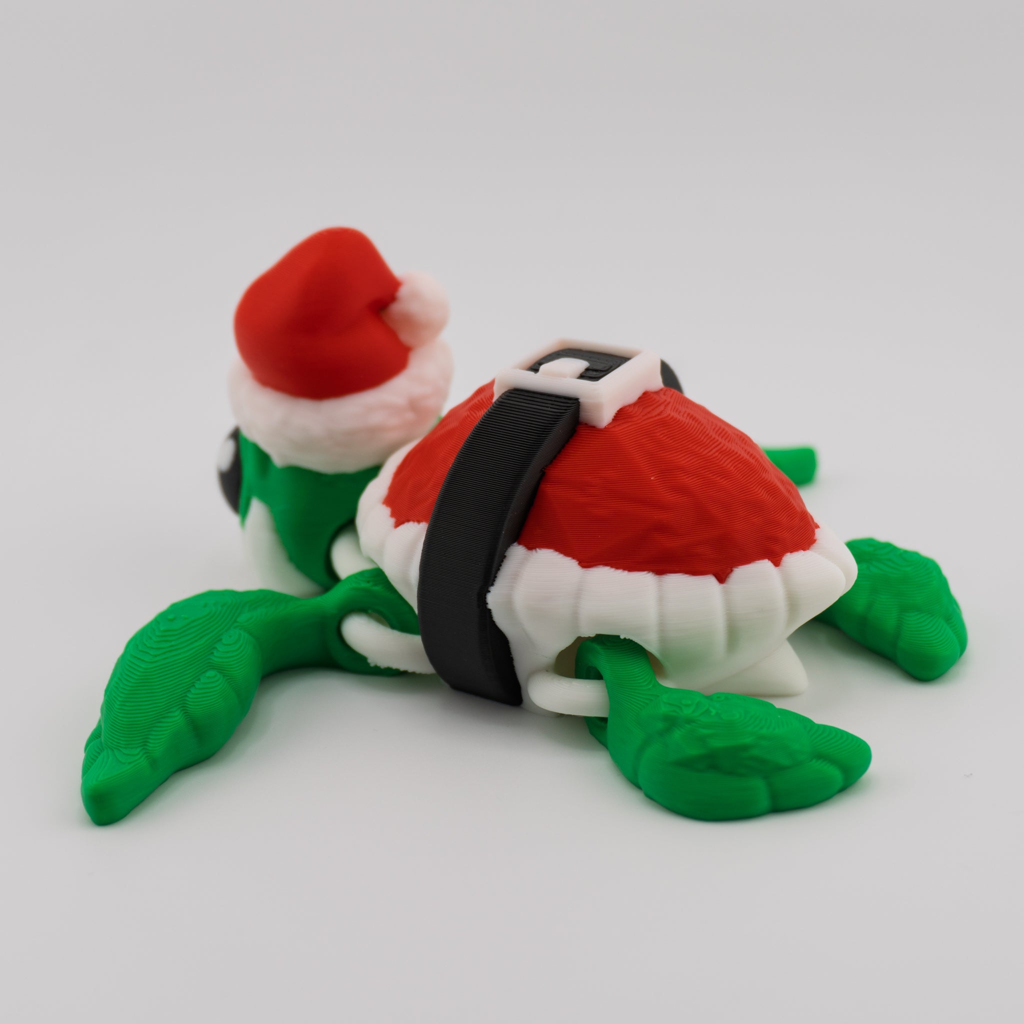 Santa Turtle – Articulated Holiday Turtle Figurine | 3D Printed Christmas Collectible