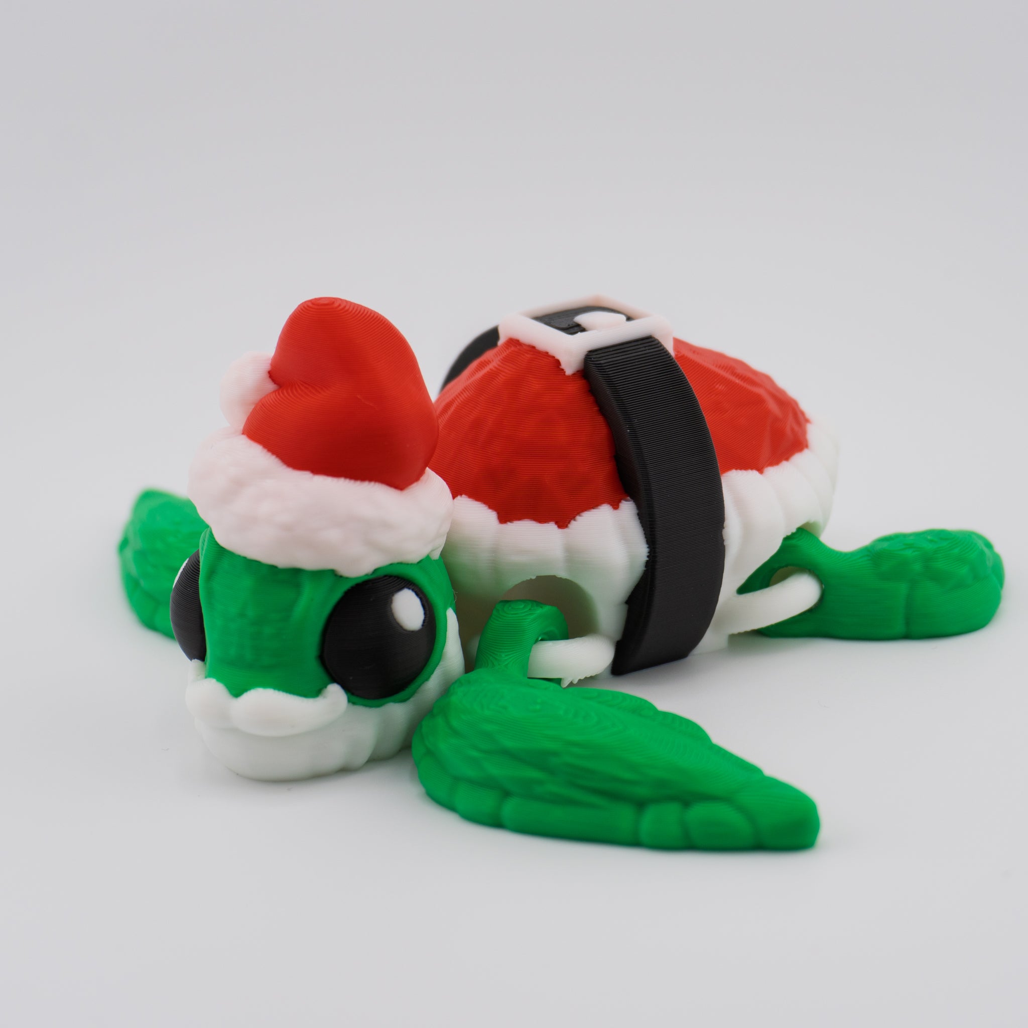 Santa Turtle – Articulated Holiday Turtle Figurine | 3D Printed Christmas Collectible
